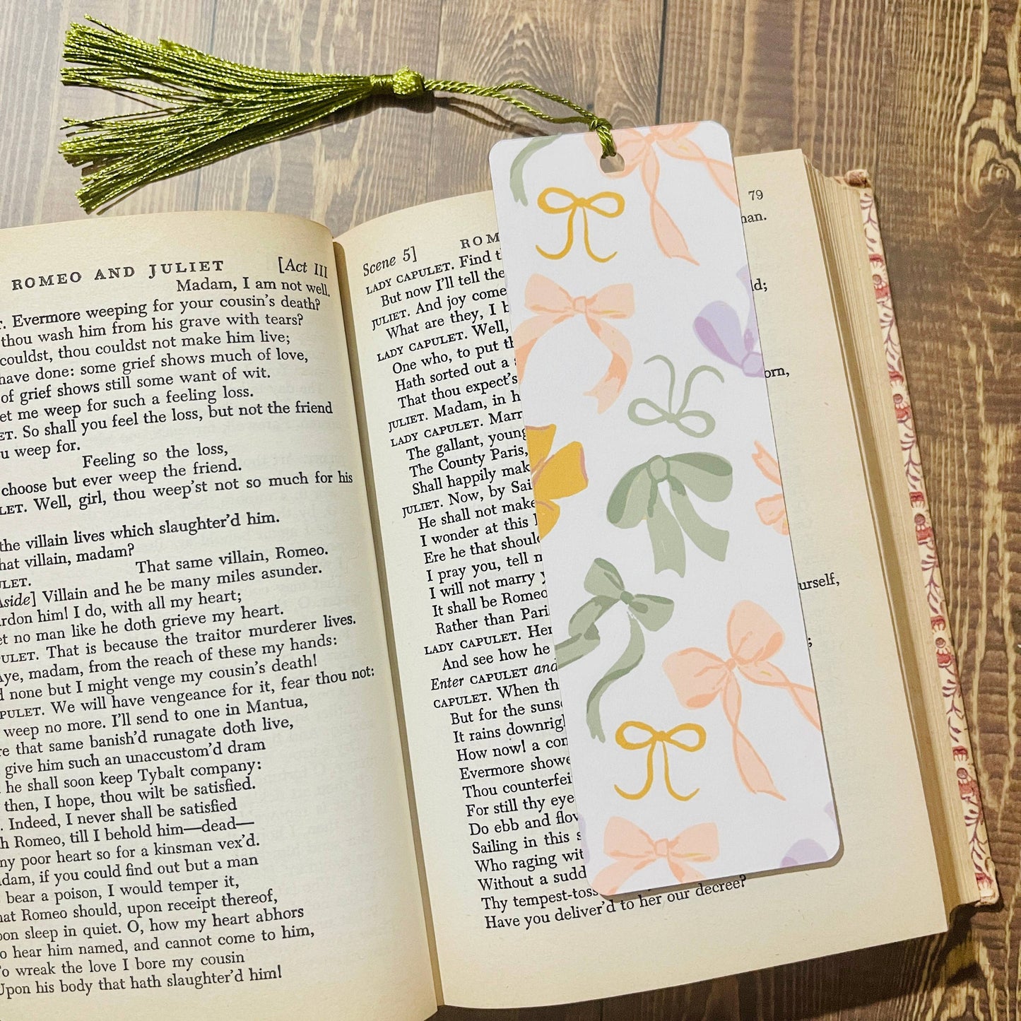 Pastel Bows Bookmark