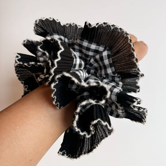 Pleats Frilled Gingham Hair Scrunch